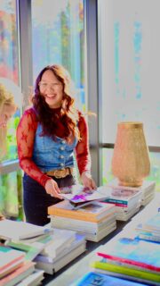 🎬 Ready to see what sets Heritage School of Interior Design apart?

✨ The HSID Difference means:

A focused, personalized, fast, economical education giving students experience, networking and proven great outcomes 🎉

🔗 Link in bio to learn more & apply for 2025-26!

#InteriorDesign #DesignSchool #CareerChange #CreativeCareer #HSID #HeritageSchool #IDSProfession #StudioLife #DesignEducation #MakeYourMark #DreamJob #DesignYourFuture #BrandNewChapter #interiordesign #designschool #design #interiordesigner #designinspiration #interiordesignschool