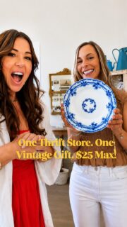 🎉 It’s Stephanie’s birthday, and the team celebrated with one of her favorite traditions—a vintage treasure hunt at @threedaisiesvintage! With a budget of just $25, everyone had to find the perfect gift for the person they drew. The creativity (and friendly competition!) made for the best day.

If you’re looking for incredible antiques, vintage finds, and one-of-a-kind treasures, make a trip to Aurora. It’s home to some of the best vintage shopping in the country! ❤️

#ShopPortland #VintageShopping #AuroraOregon #ThriftFinds