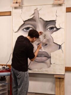 ✨Seattle Student Spotlight: Meet Khan! After building a foundation in aviation rooted in structure and discipline, he felt called to do something more creative. Now at HSID, he is pursuing his passion for art and design and shaping his future in a new way. Read more about his inspiring story on our blog - link in bio!