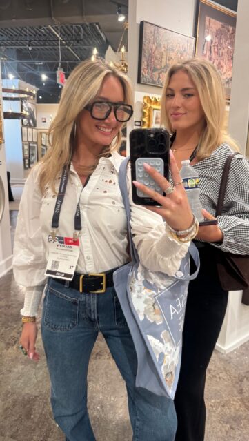 From the classroom to High Point Market! 🌟🥳

Two of our amazing students recently had the opportunity to attend High Point Market in April alongside Kim Bailey & Lauren Bailey-Rude, and their firm, Design Lifestyles. They got to explore inspiring showrooms, see all the latest in furniture and trends, and gained firsthand insight into the design industry! 💕

We will let the clips speak for themselves ☺️
•
•
•
#highpointmarket #heritageschoolofinteriordesign #dallasdesign #designstudent #interiordesignschool